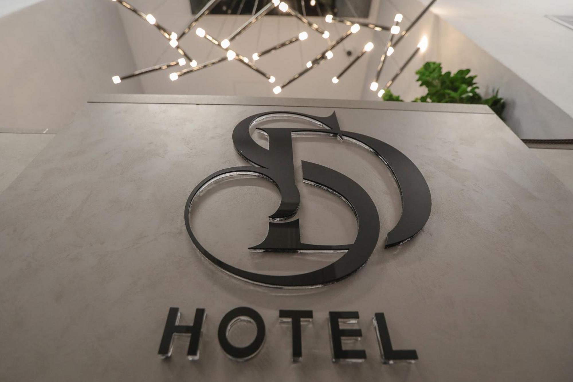 Hotel Dirista Shkoder Luaran gambar