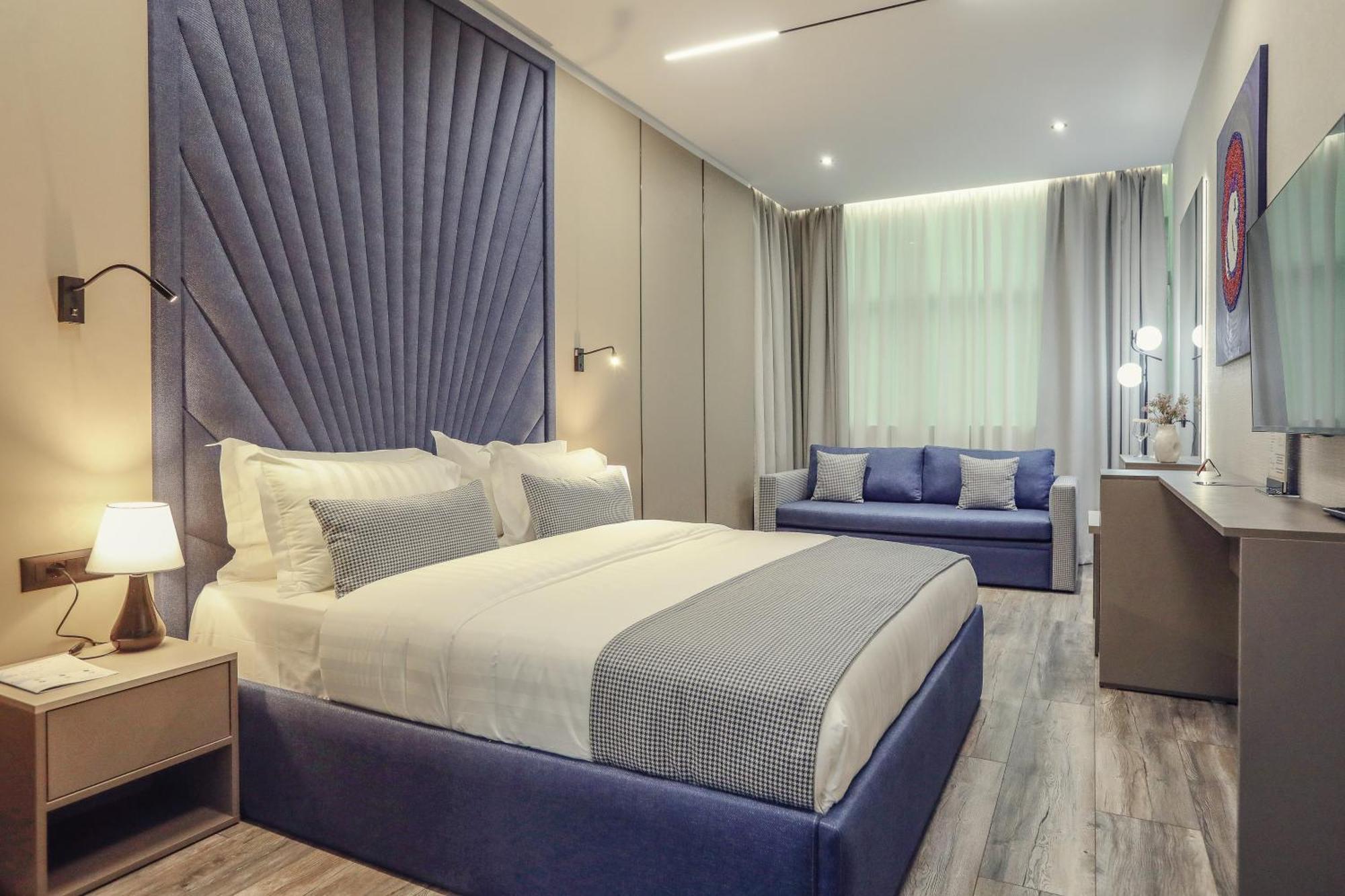 Hotel Dirista Shkoder Luaran gambar