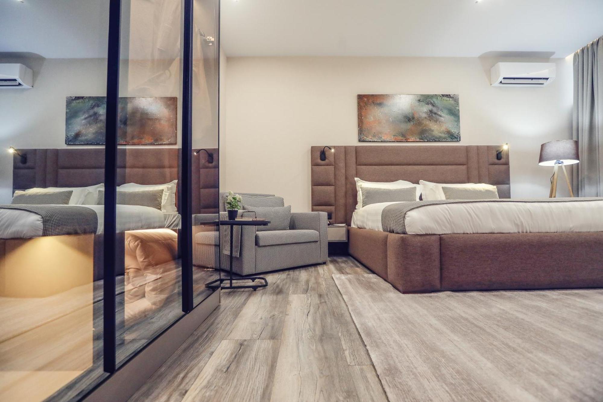 Hotel Dirista Shkoder Luaran gambar