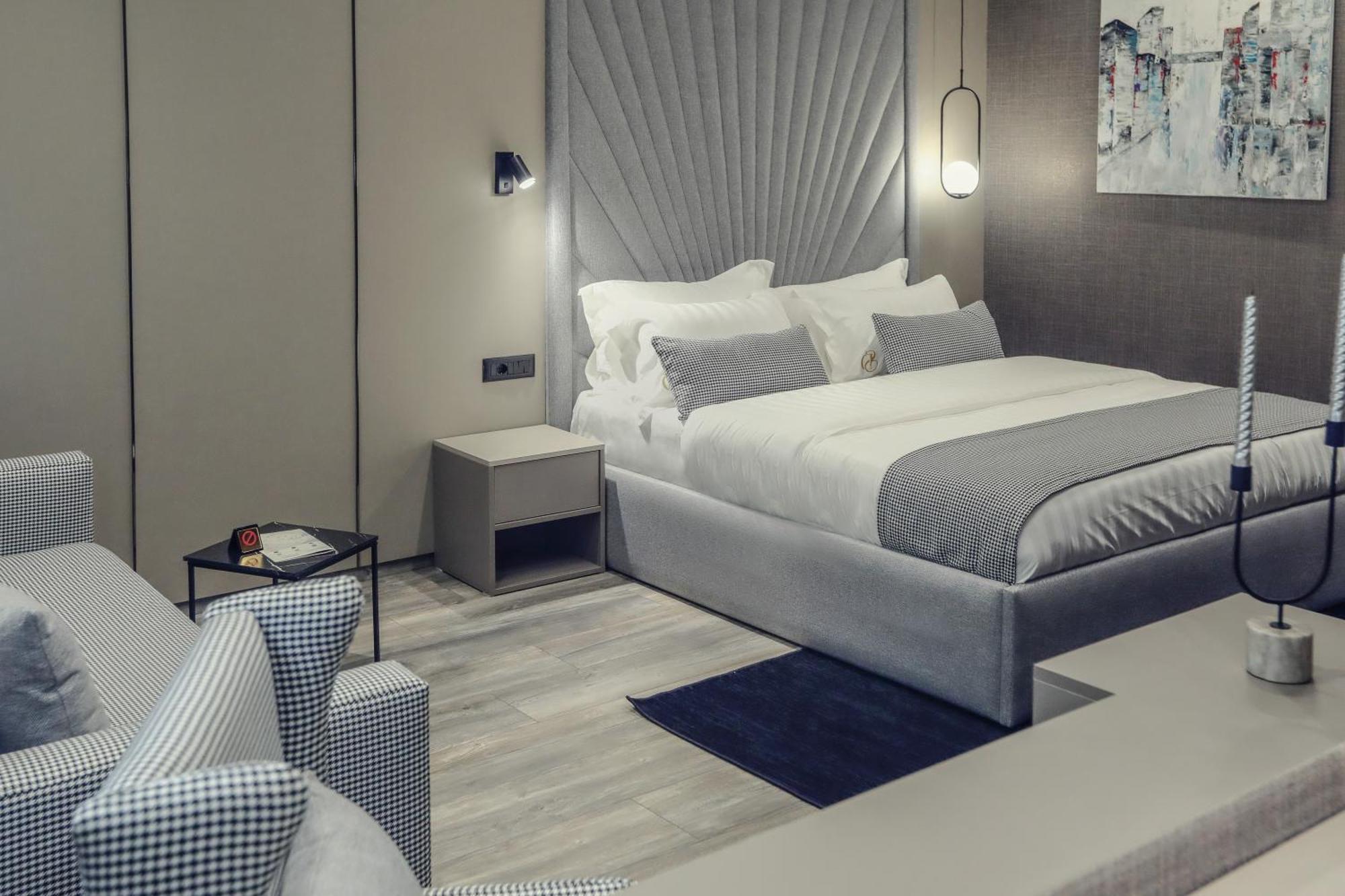 Hotel Dirista Shkoder Luaran gambar
