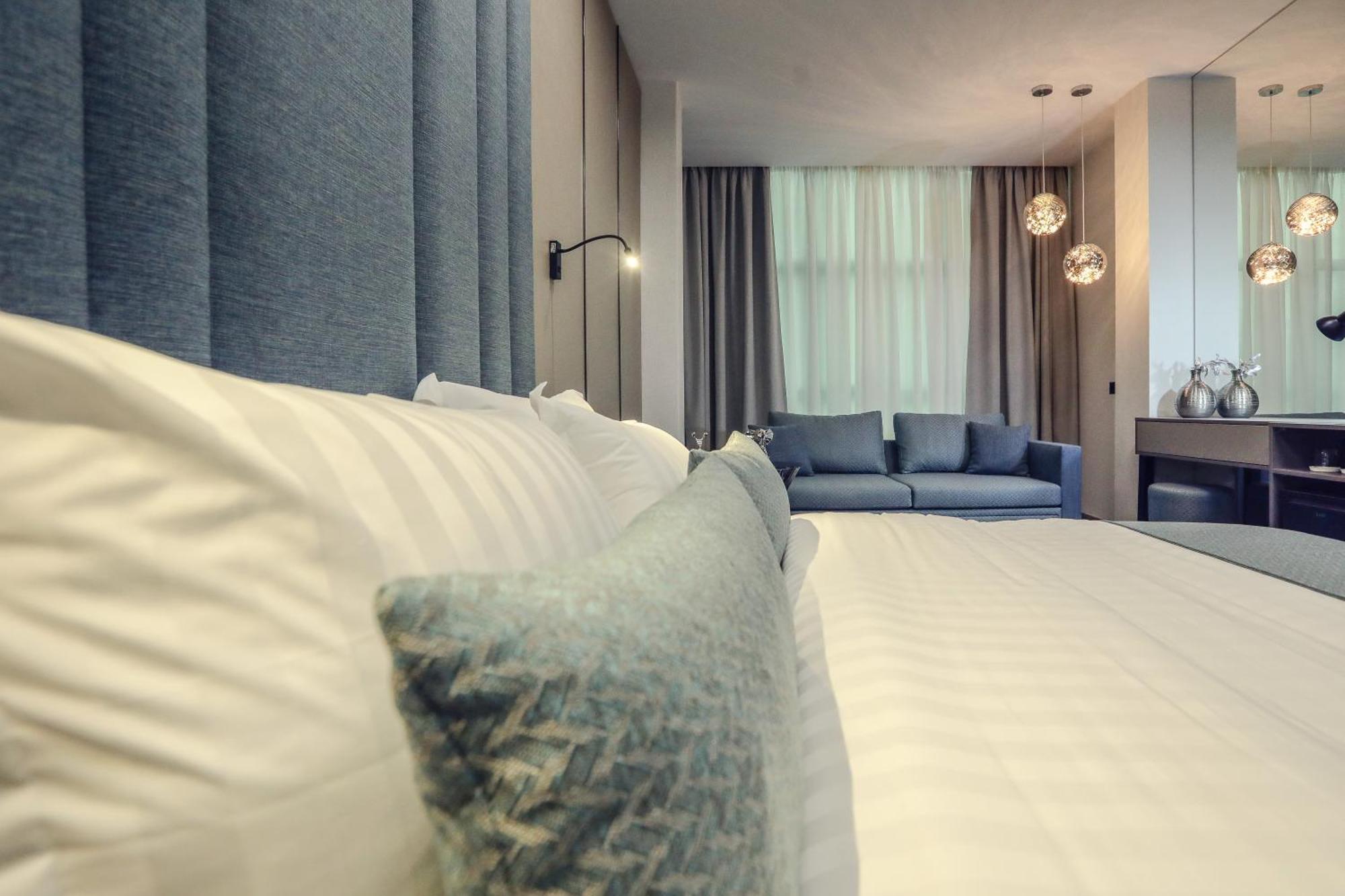 Hotel Dirista Shkoder Luaran gambar