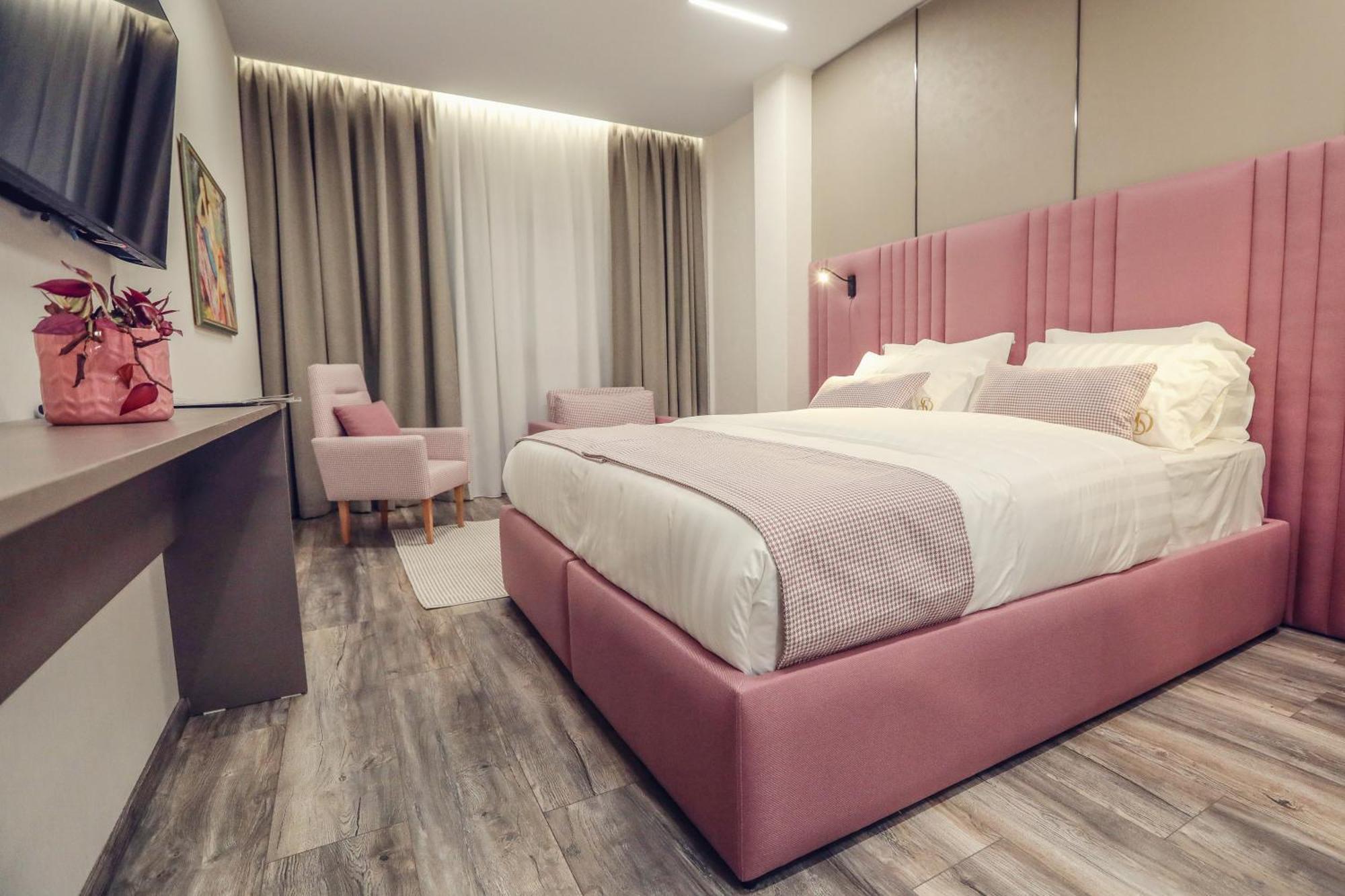 Hotel Dirista Shkoder Luaran gambar